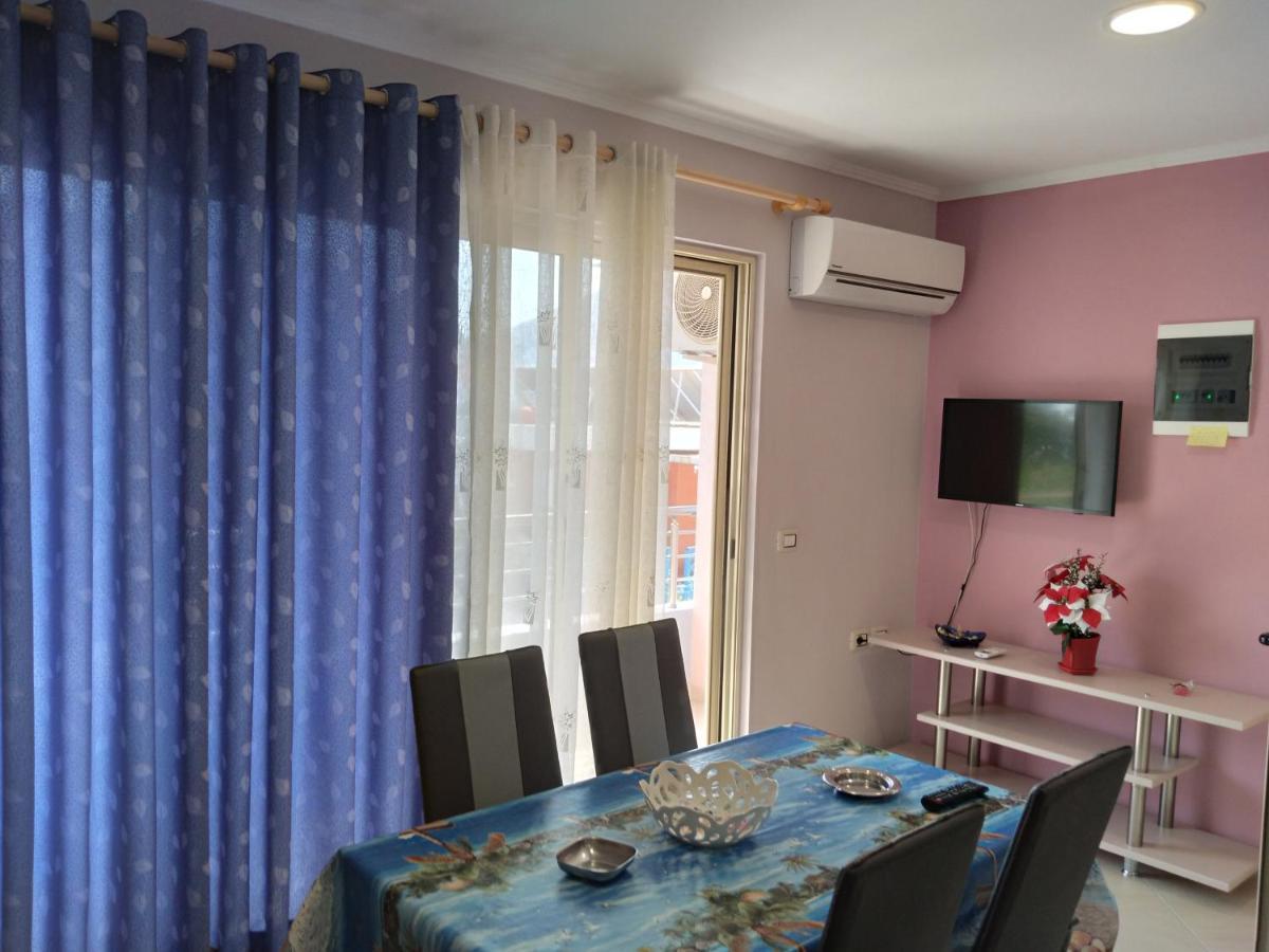 Eleana'S Apartament Sarandë Exteriör bild