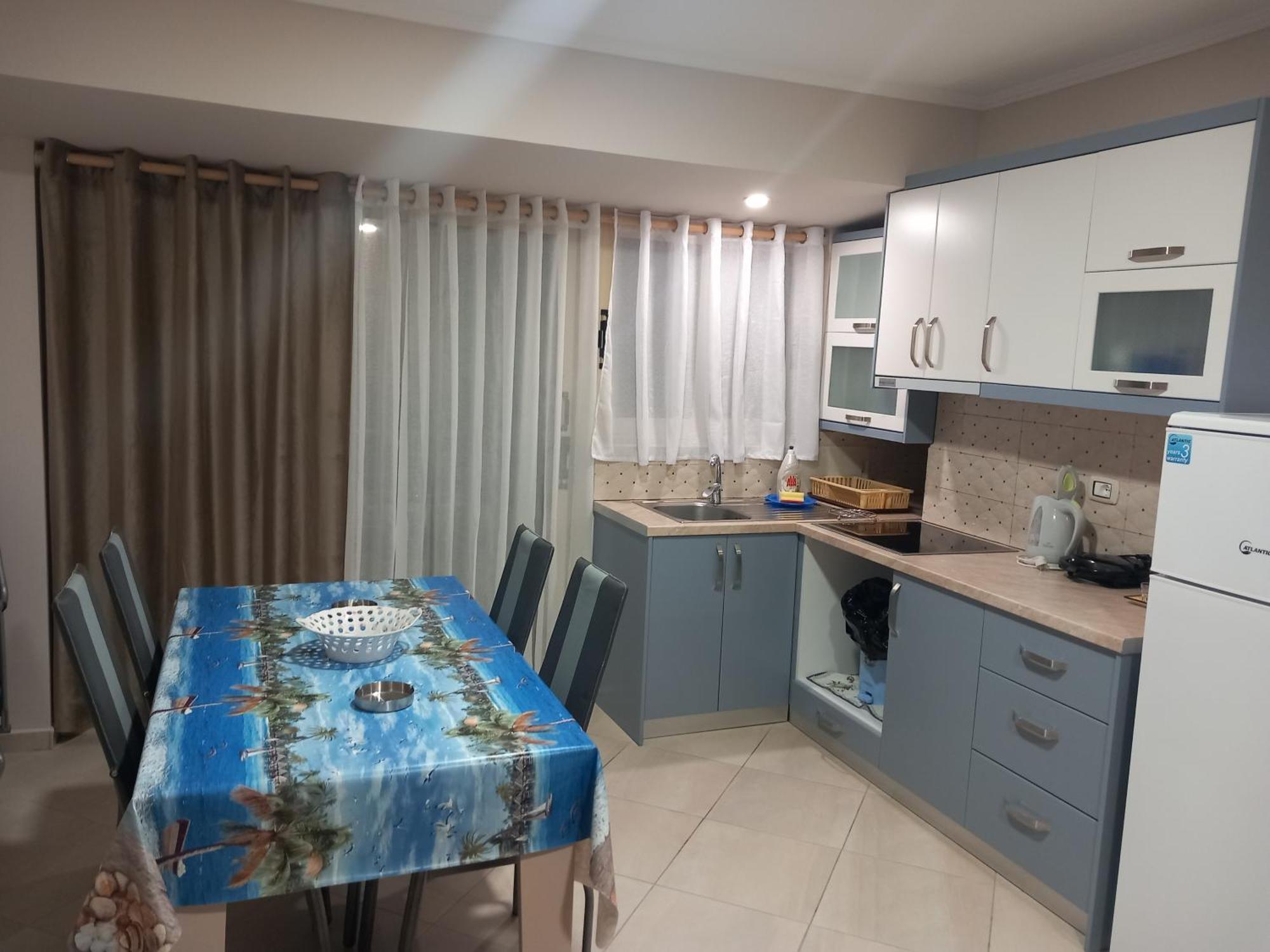 Eleana'S Apartament Sarandë Exteriör bild