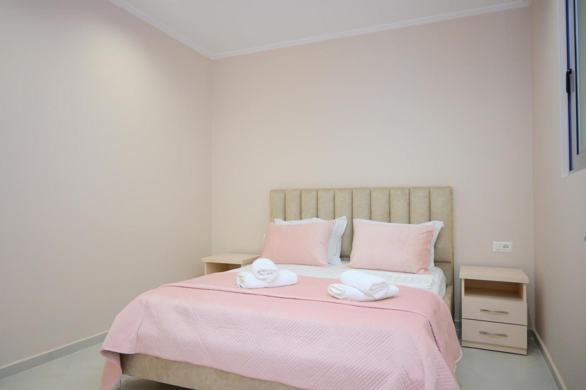 Eleana'S Apartament Sarandë Rum bild