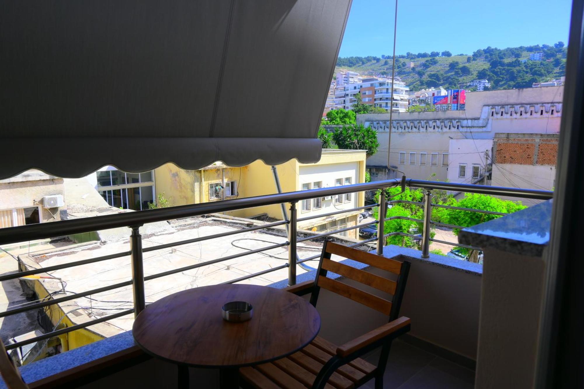 Eleana'S Apartament Sarandë Rum bild