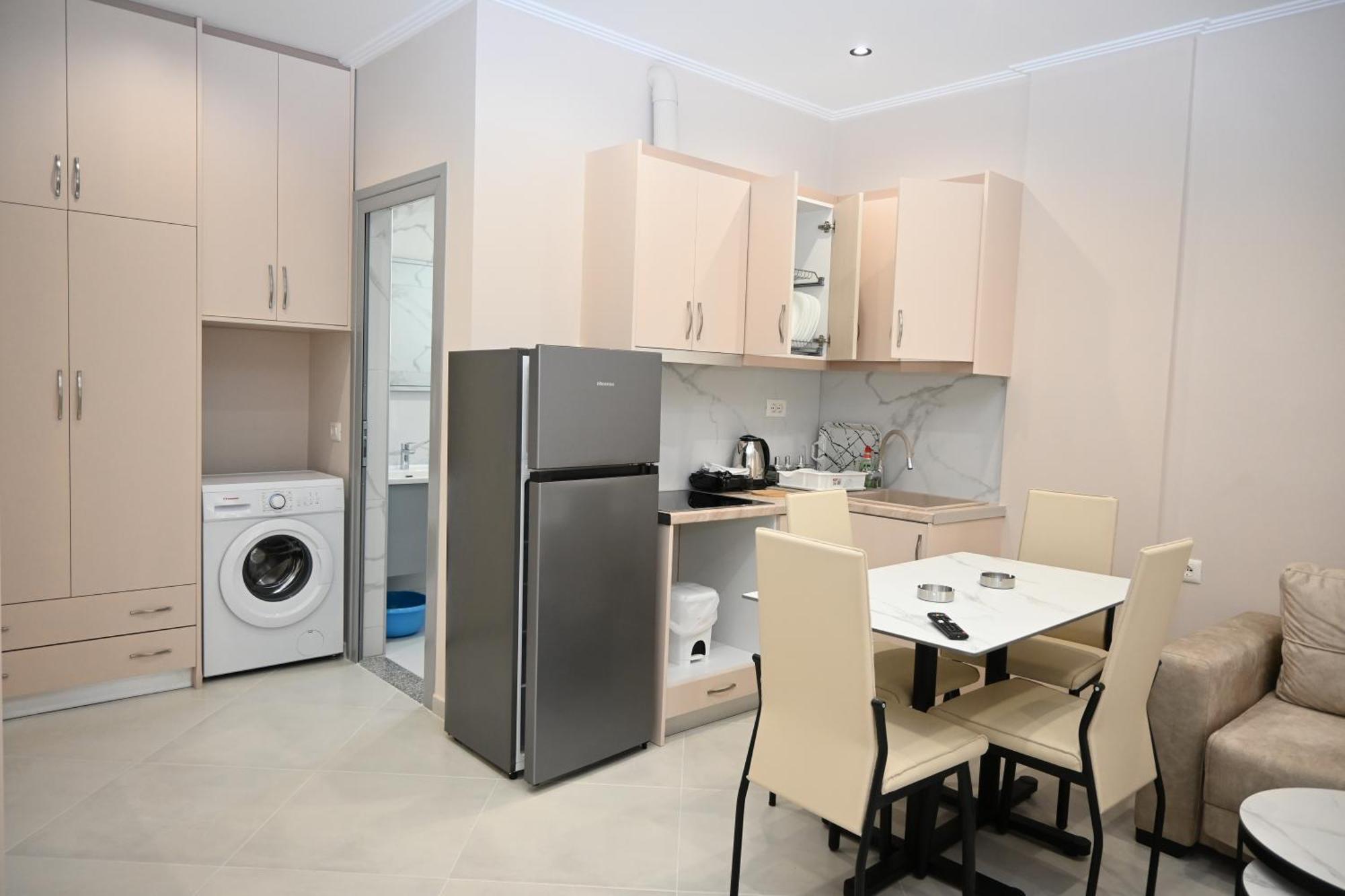 Eleana'S Apartament Sarandë Exteriör bild