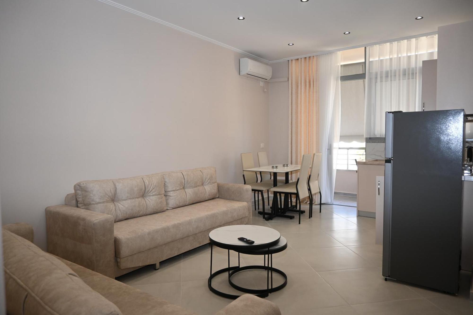 Eleana'S Apartament Sarandë Exteriör bild